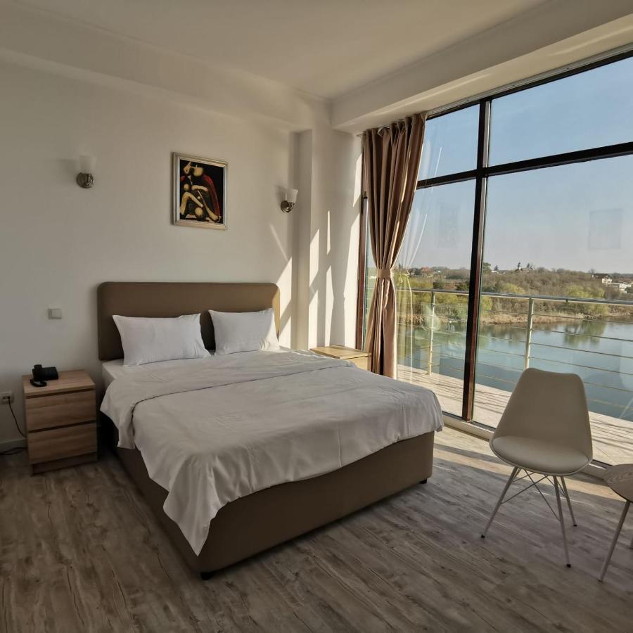Hotel Zimbru Snagov Tincabesti Kültér fotó