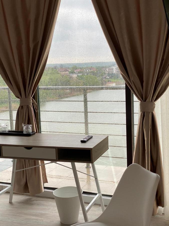 Hotel Zimbru Snagov Tincabesti Kültér fotó